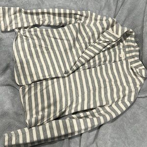 Caslon: Grey & White striped single button up Blazer, Size:Lp